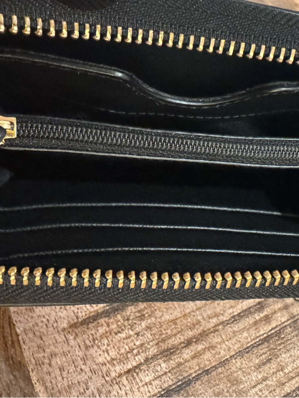Tory Burch Robinson leopard print wallet - Picture 10 of 11
